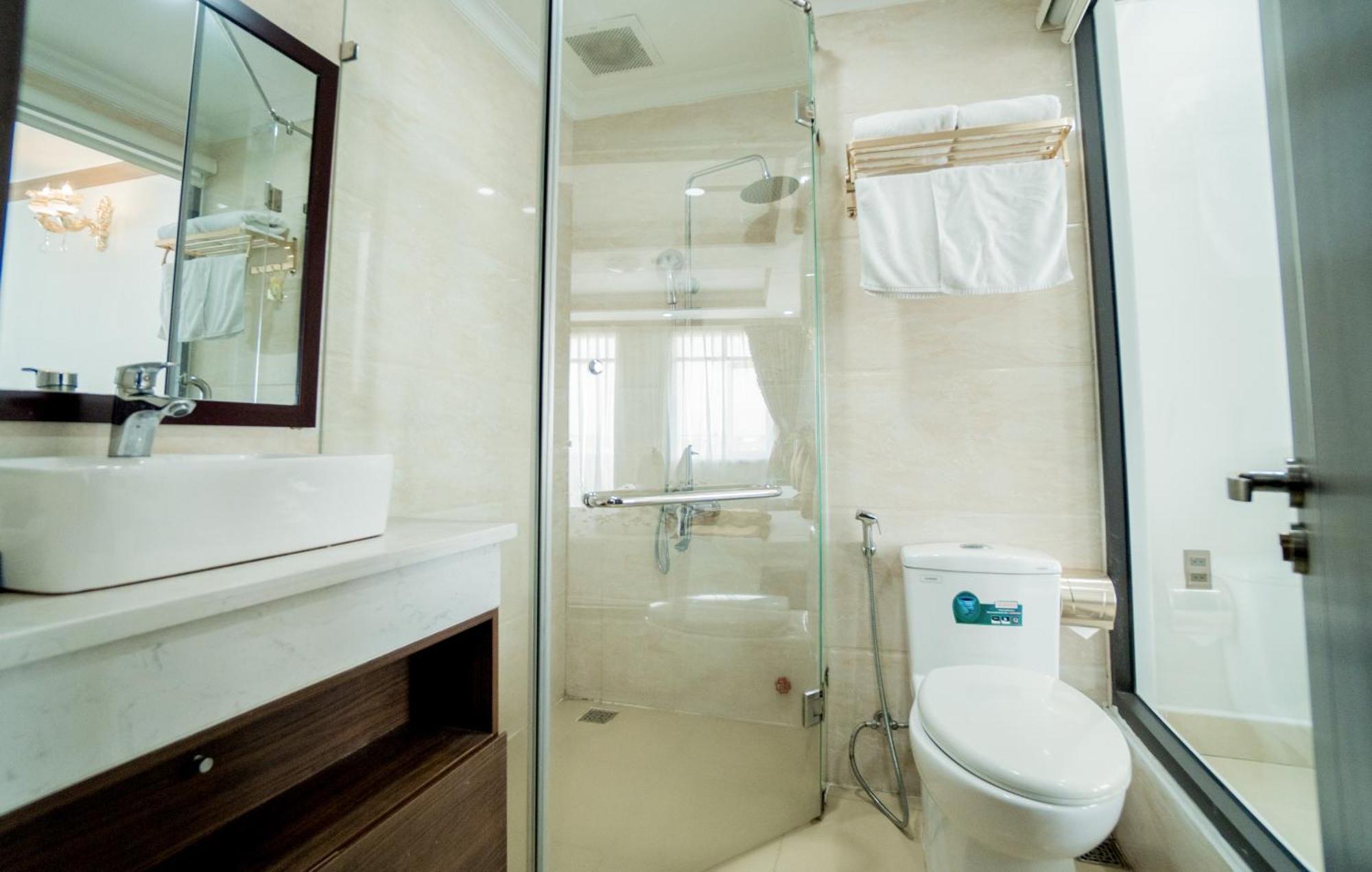 Dat Anh Hotel Hue Luaran gambar